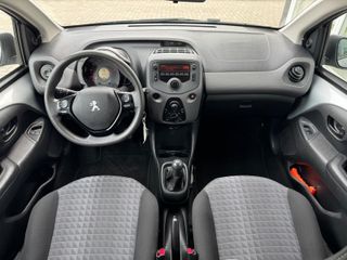 Voertuigafbeelding 6