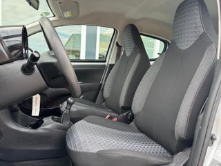 Voertuigafbeelding 8