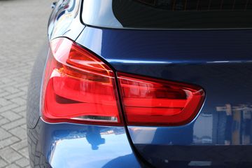 Voertuigafbeelding 11