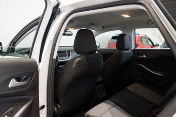 Voertuigafbeelding 8