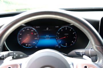 Voertuigafbeelding 12