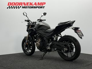 Voertuigafbeelding 10