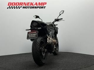 Voertuigafbeelding 13