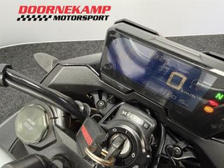 Voertuigafbeelding 16