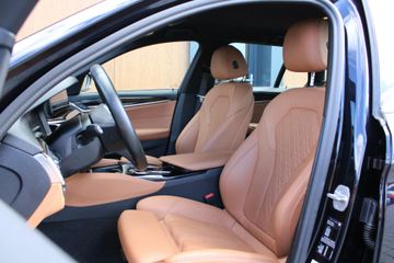 Voertuigafbeelding 16