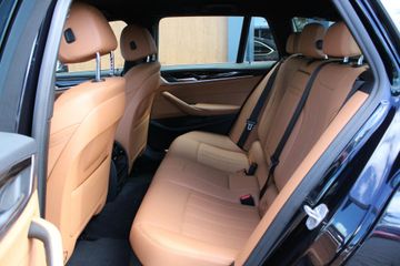 Voertuigafbeelding 17