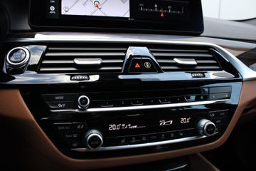 Voertuigafbeelding 24