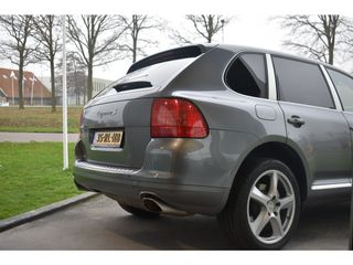 Voertuigafbeelding 12