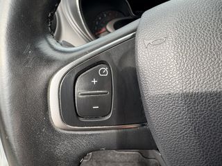 Voertuigafbeelding 35