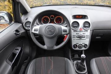 Voertuigafbeelding 12