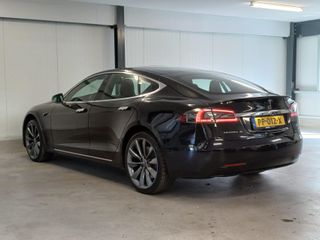 Voertuigafbeelding 2