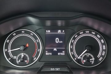 Voertuigafbeelding 6