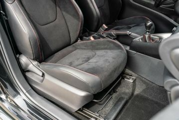 Voertuigafbeelding 26