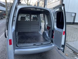 Voertuigafbeelding 12