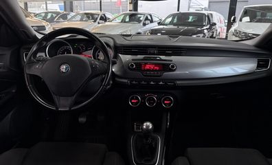 Voertuigafbeelding 15