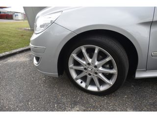 Voertuigafbeelding 11