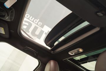 Voertuigafbeelding 10