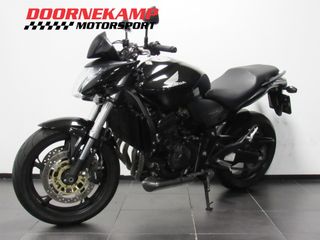 Voertuigafbeelding 2