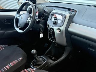 Voertuigafbeelding 6