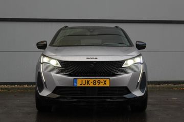 Voertuigafbeelding 8