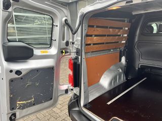 Voertuigafbeelding 14