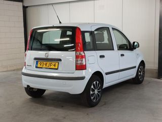 Voertuigafbeelding 13