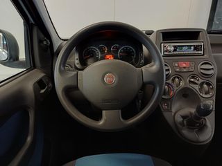 Voertuigafbeelding 3