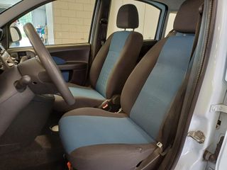 Voertuigafbeelding 4