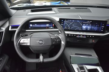 Voertuigafbeelding 12