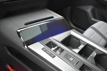 Voertuigafbeelding 32