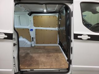 Voertuigafbeelding 6