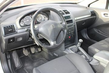 Voertuigafbeelding 8