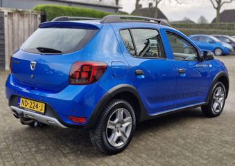 Voertuigafbeelding 4