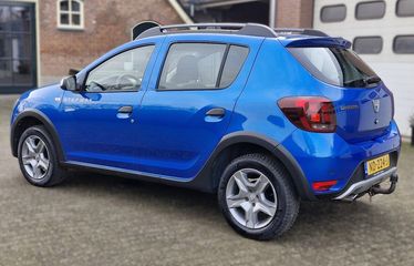 Voertuigafbeelding 6