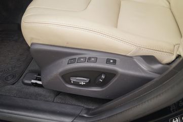 Voertuigafbeelding 8