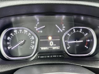 Voertuigafbeelding 38