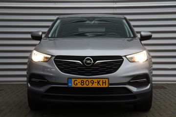 Voertuigafbeelding 4