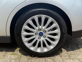 Voertuigafbeelding 35