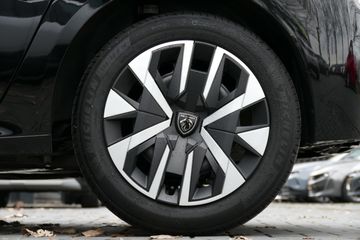 Voertuigafbeelding 9