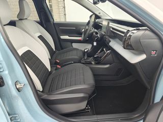 Voertuigafbeelding 12