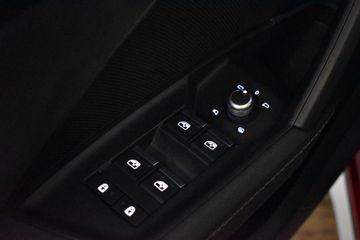 Voertuigafbeelding 32