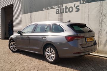 Voertuigafbeelding 5