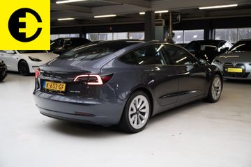 Voertuigafbeelding 13