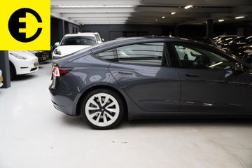 Voertuigafbeelding 38