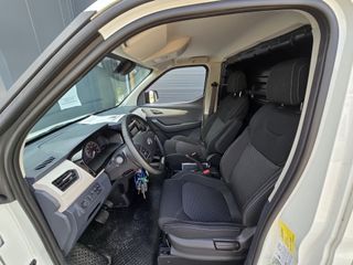 Voertuigafbeelding 23