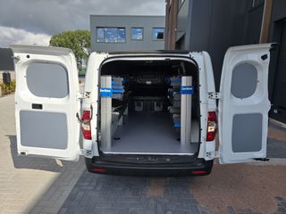 Voertuigafbeelding 3