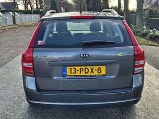 Voertuigafbeelding 8