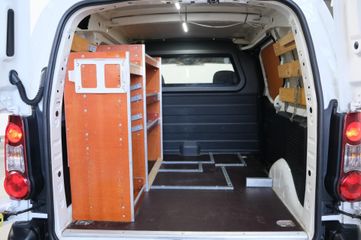 Voertuigafbeelding 6