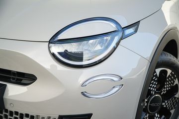 Voertuigafbeelding 4