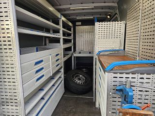 Voertuigafbeelding 12